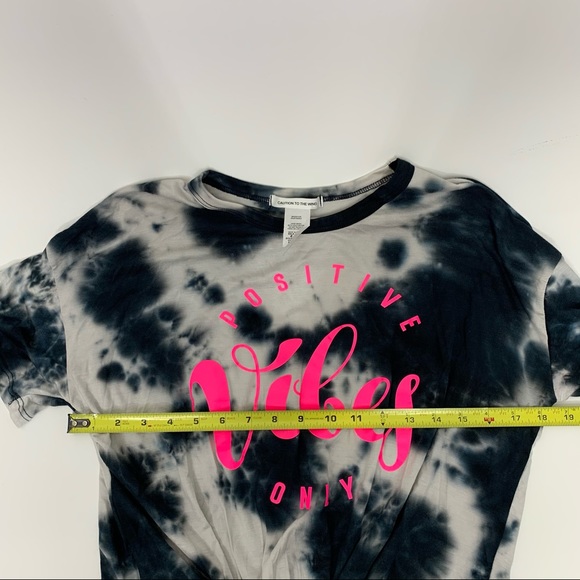 Positive Vibes Only Dark Tie Dye Hot Pink Tied Front Soft Tee New Nwot Sz Small - Picture 8 of 9